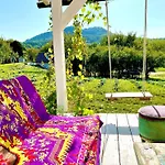 Vulcan Eco Retreat Vakantiehuis