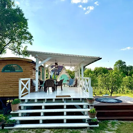 Vulcan Eco Retreat * Kisapati