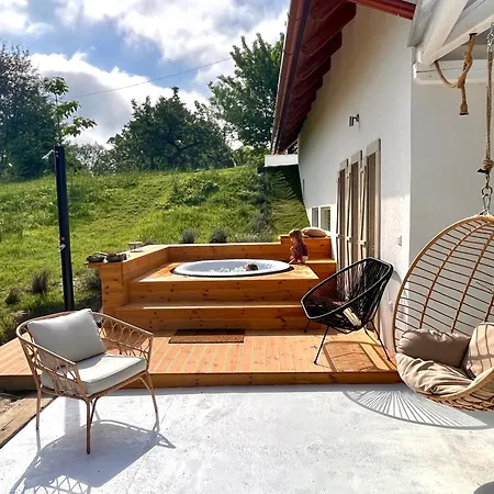 Vulcan Eco Retreat * Kisapati