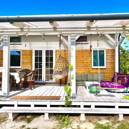 Vulcan Eco Retreat Kisapati