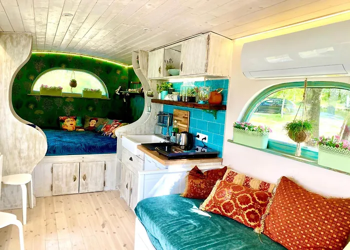 Vulcan Eco Retreat Kisapati