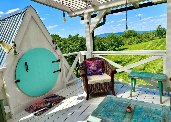 Holiday home Vulcan Eco Retreat