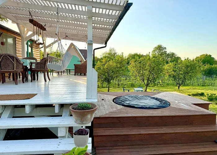 Holiday home Vulcan Eco Retreat *