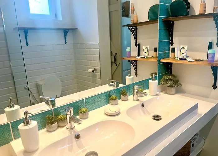 בית נופש Vulcan Eco Retreat *