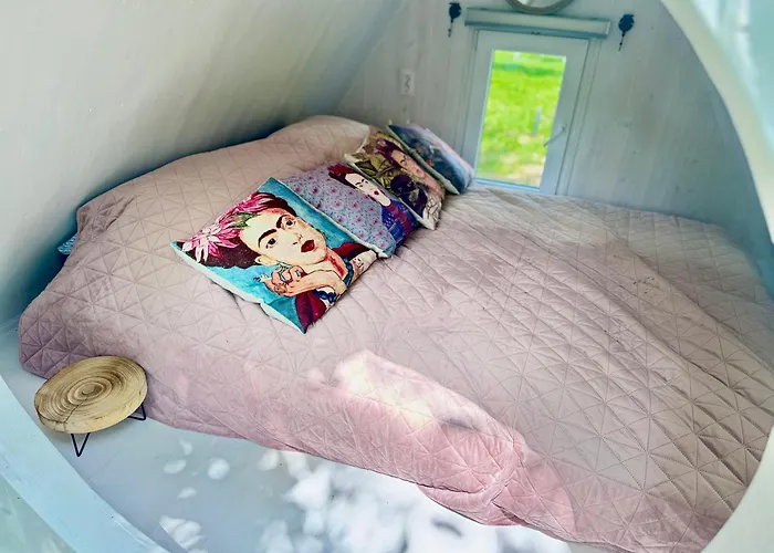 Vulcan Eco Retreat בית נופש Kisapati