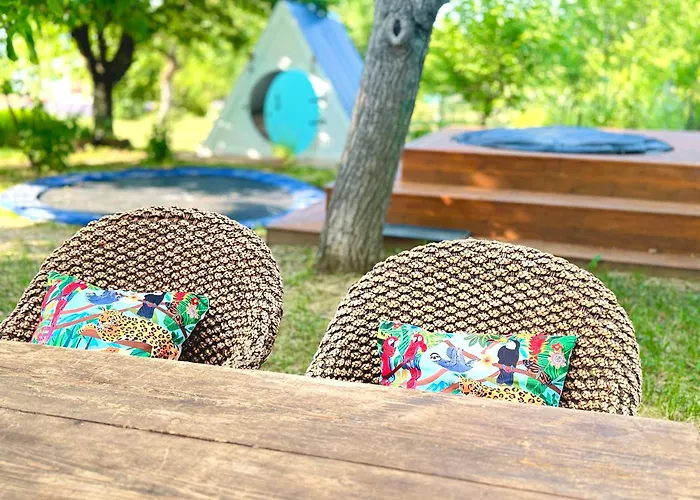 Vulcan Eco Retreat *