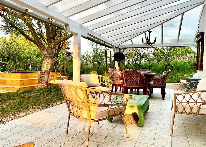 Vulcan Eco Retreat * Kisapati